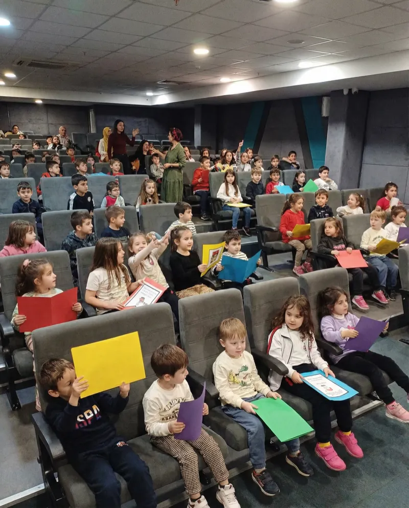 Bursa anaokulu sınıf ortamı - modern ve ferah eğitim alanı